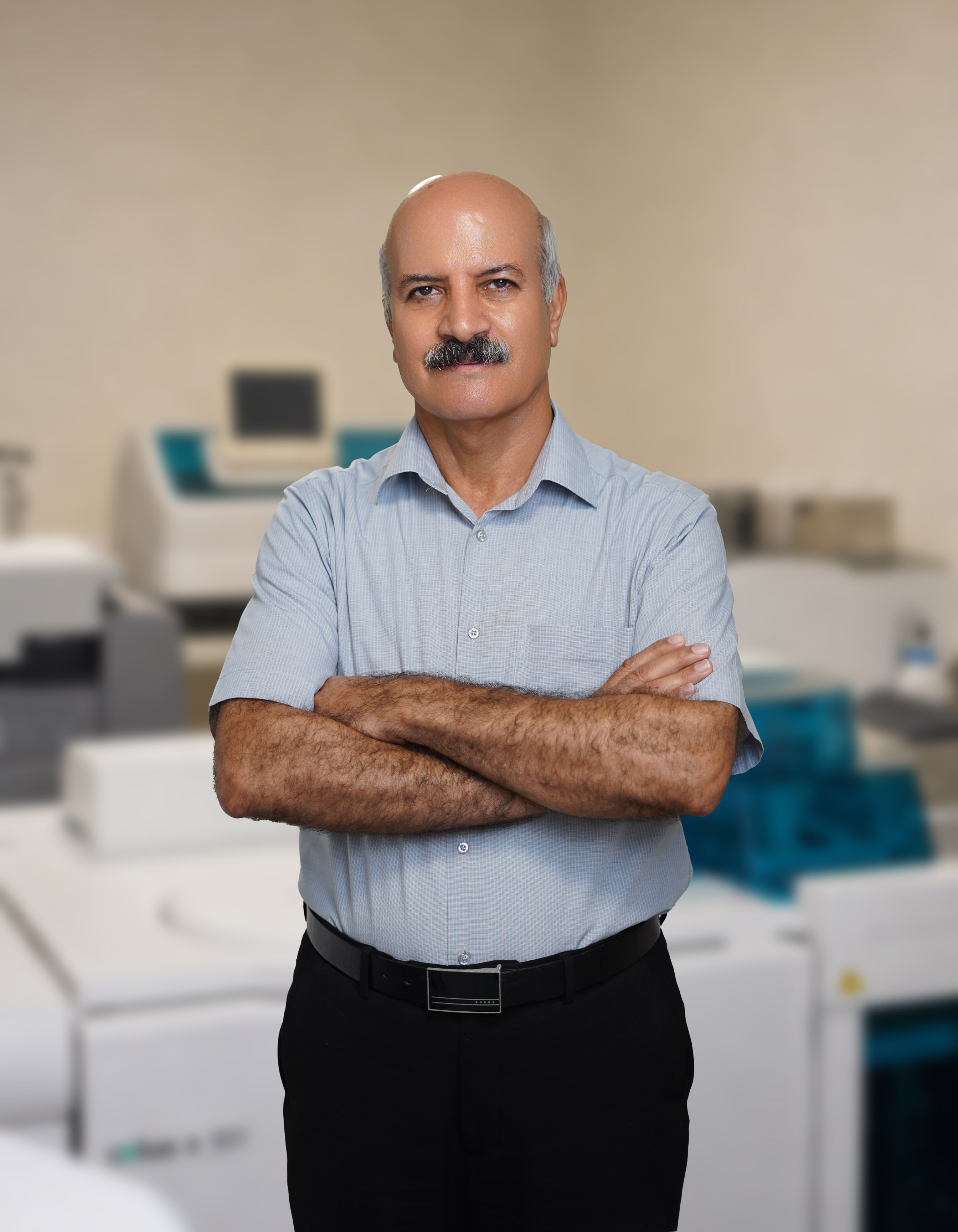 جناب آقای محمد خادمی