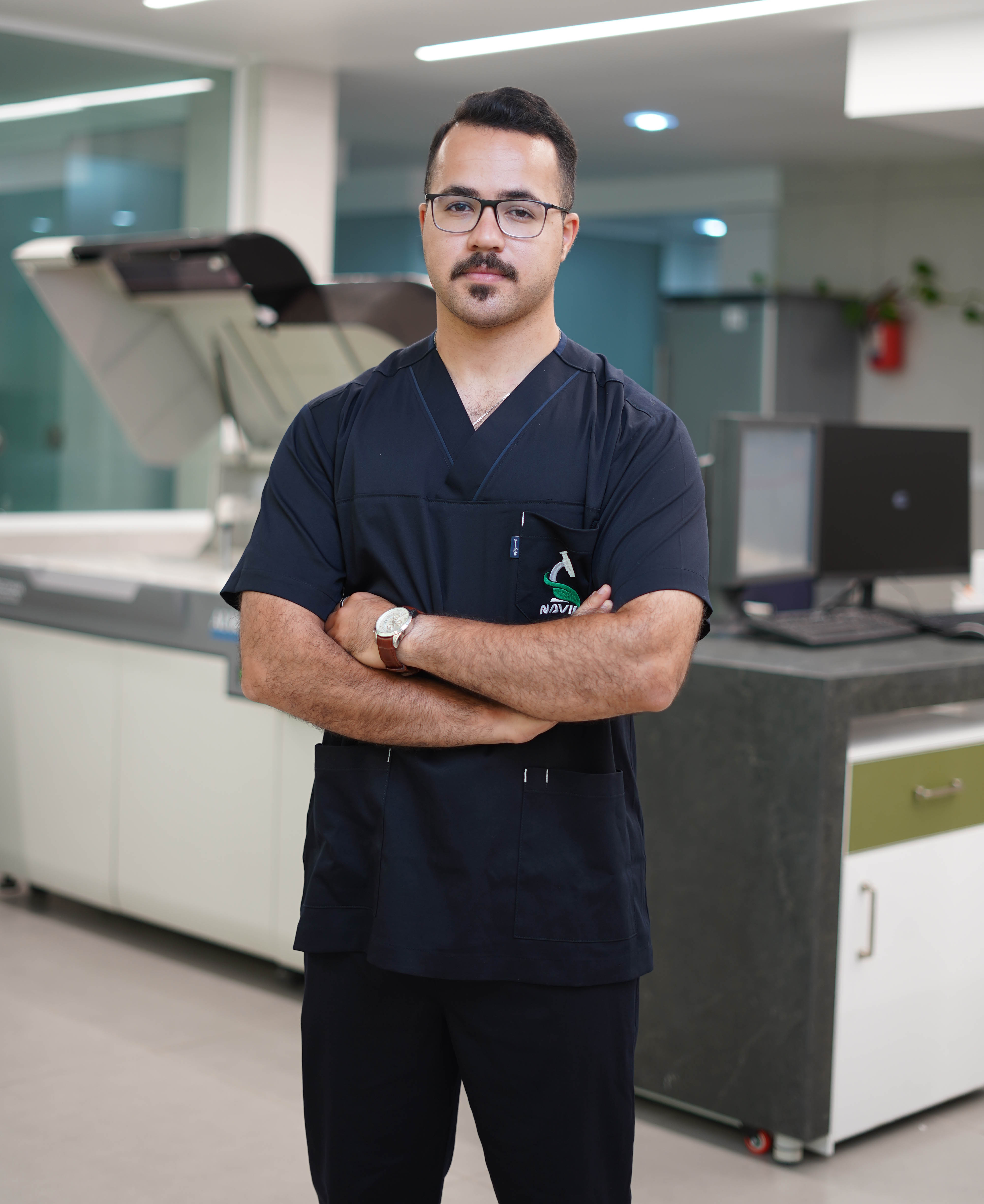 آقای مهرزاد معماری
